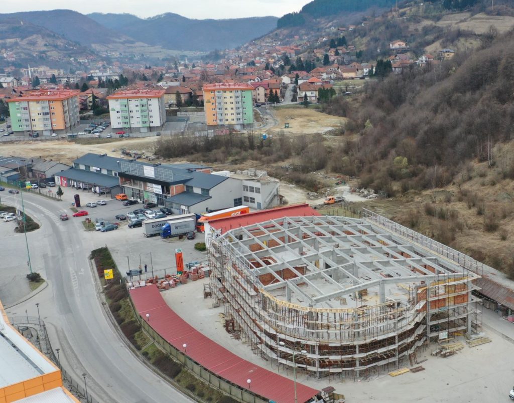 The assembly of the RC prefabricated structure for the business and storage facility of the company IGM, Visoko, has been completed